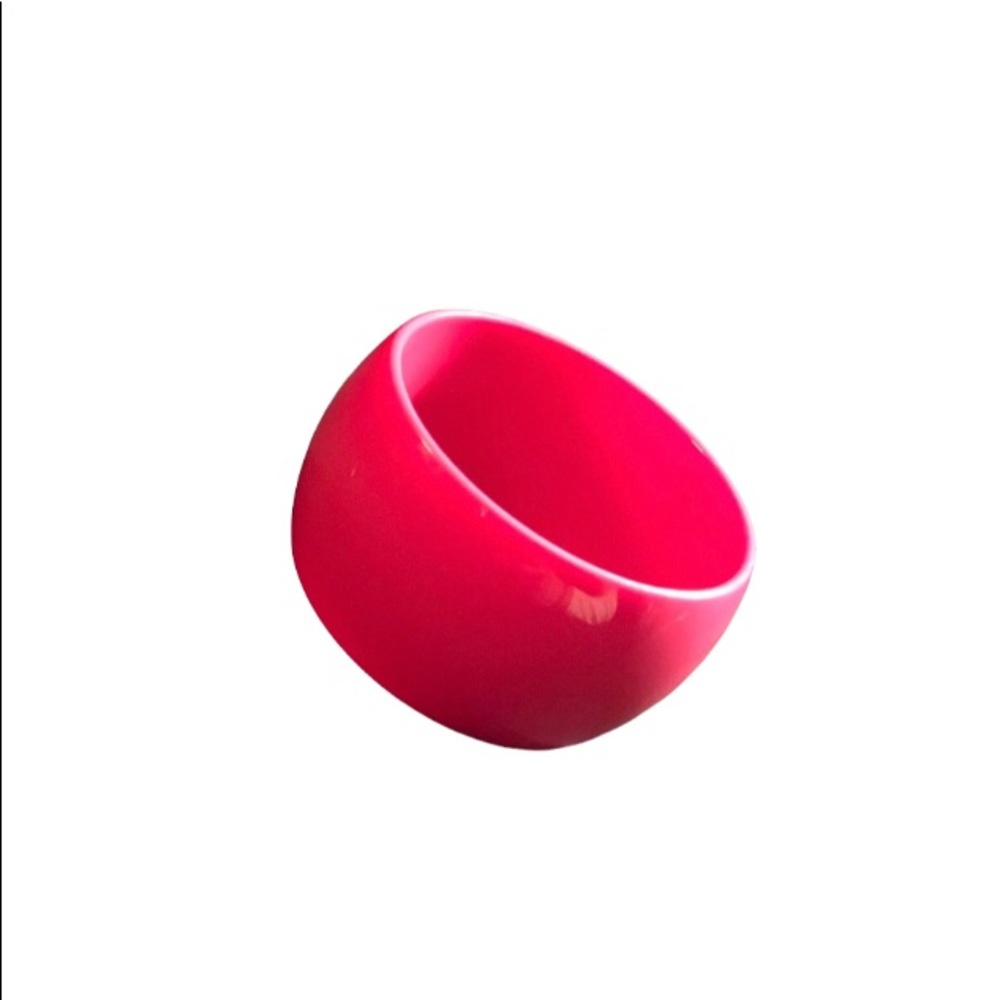 🆓 Pink Acrylic Bangle